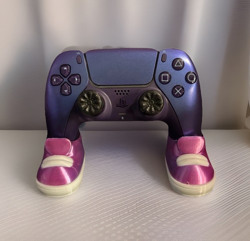 Shoe shaped controller holder - shoe-shaped,
