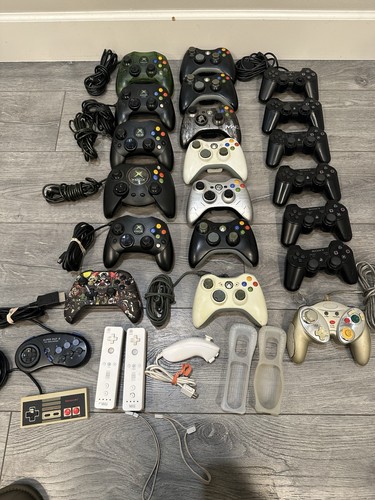 Video game controller lot - game,