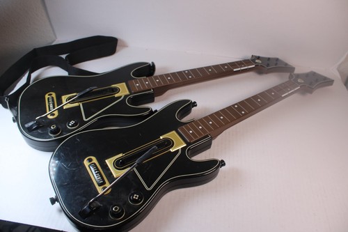 Two guitar hero - two:, live